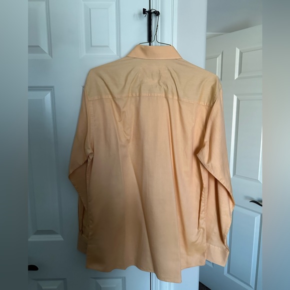 Men’s Formal Dress Shirt - Picture 3 of 3